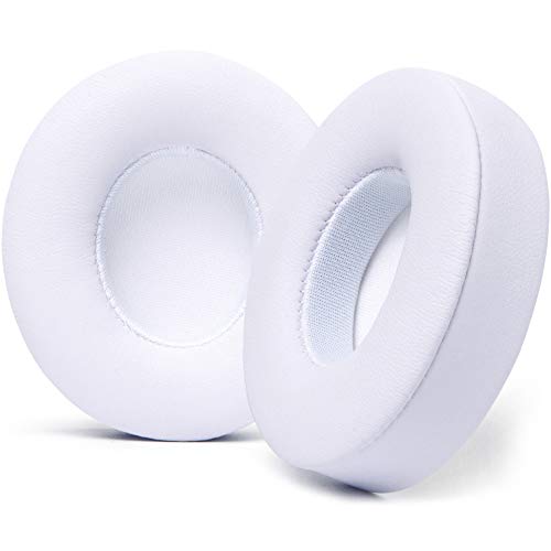 WC Almohadillas de Repuesto Extra Gruesas para Auriculares Beats Solo 2 y 3 inalámbricos en la Oreja - Cuero Suave, Espuma viscoelástica de Lujo, Adhesivo Fuerte | White